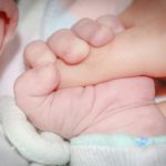 Coliche del neonato : sintomi e cause